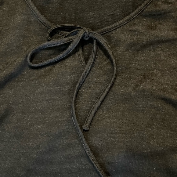 GAP Tie Neck Tank - Picture 4 of 6
